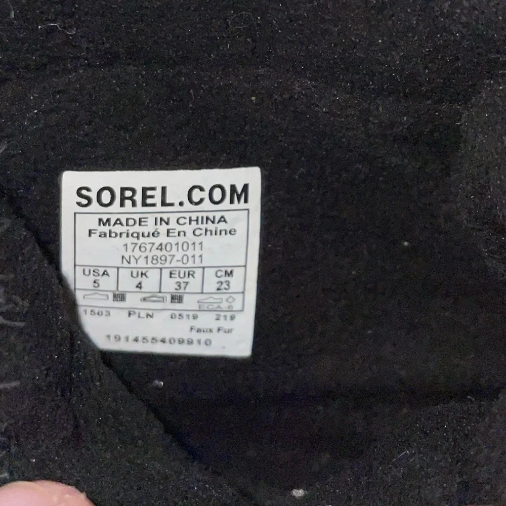Sorel used waterproof
